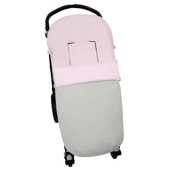 Saco para silla modelo universal en tejido polipiel gris con bordado de topitos rosa. Interior en piqué rosa