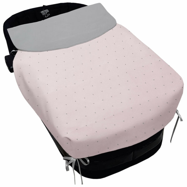 Colcha para capazo en tejido piqué de algodón rosa con bordado de topitos en gris