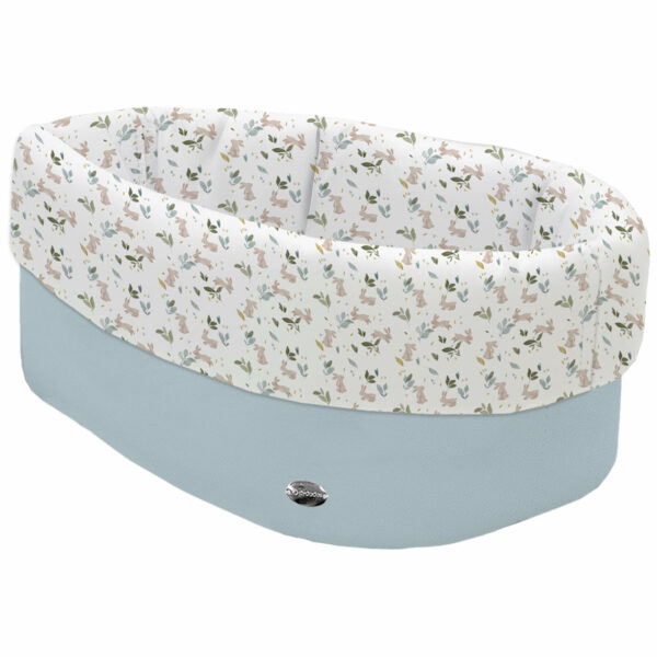 Cesta de Baño por fuera en tejido polipiel color azulado; por dentro y vuelta en tejido villela estampado colección Altea