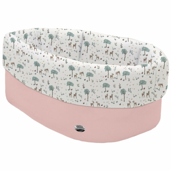 Cesta de Baño por fuera en tejido polipiel color rosado; por dentro y vuelta en tejido villela estampado colección Bambi