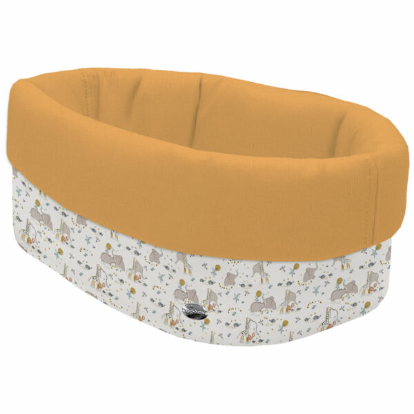 Cesta de Baño por fuera en tejido polipiel estampada Izan; por dentro tejido villela de algodón en liso color mostaza