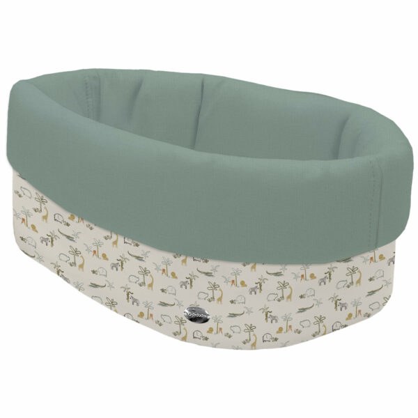 Cesta de Baño por fuera en tejido polipiel estampada Henry; por dentro tejido villela de algodón en liso color verde