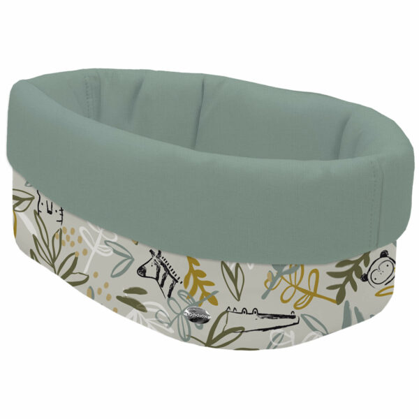 Cesta de Baño por fuera en tejido polipiel estampada Marco; por dentro tejido villela de algodón en liso color verde