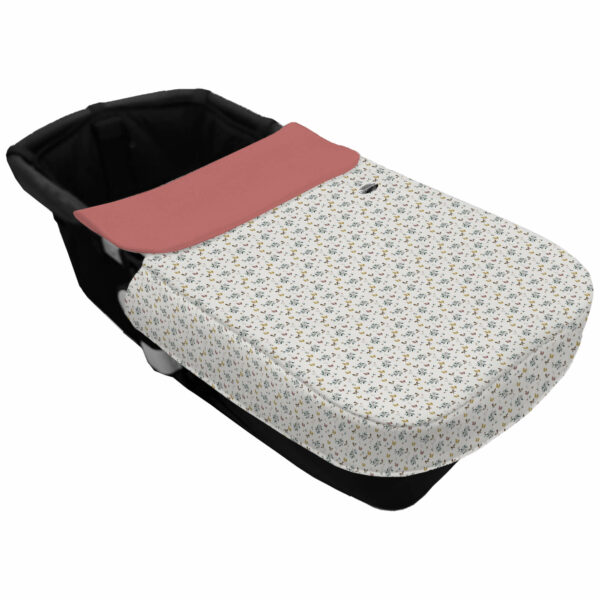 Colcha para Capazo con Cinturón en tejido impermeable muy calentito estampado Gala. Para el babero pelo liso color maquillaje